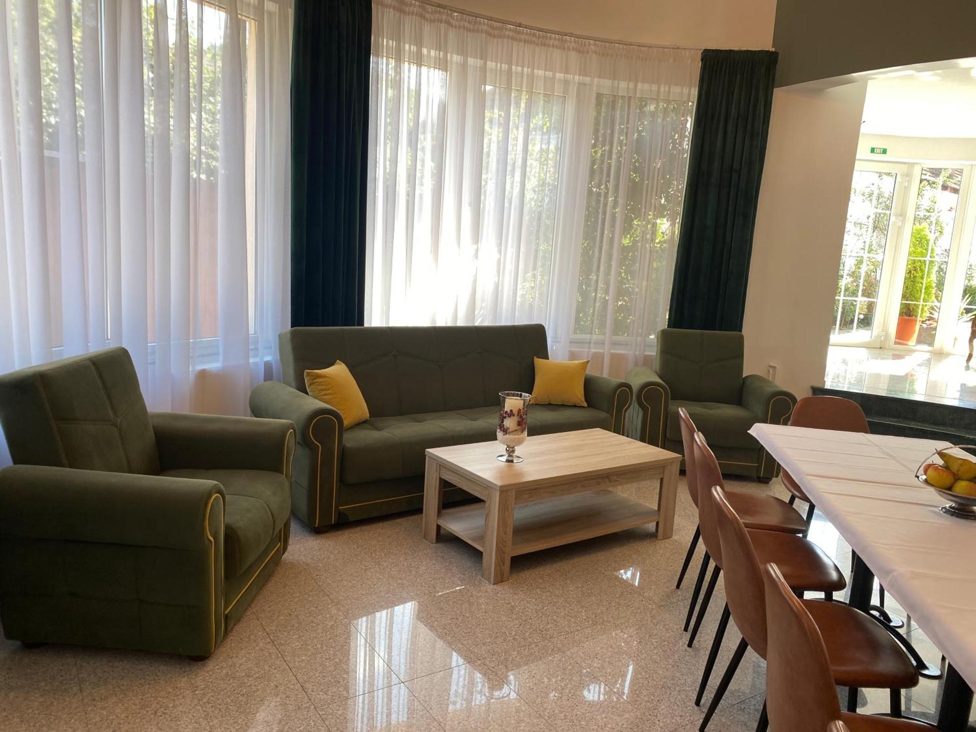 Budux Delux Vila Sacele Exterior photo